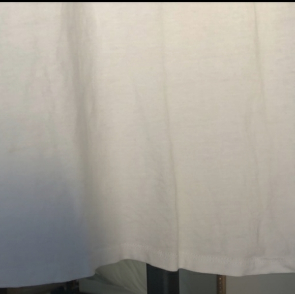 💛5 for $20💛White Short Sleeve Tee w/ Rose Embroidered Patches - Picture 6 of 8